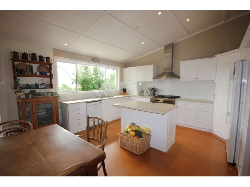 9 Brisbane Street, Goondiwindi QLD 4390