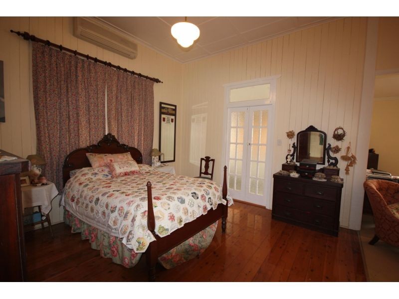 9 Brisbane Street, Goondiwindi QLD 4390