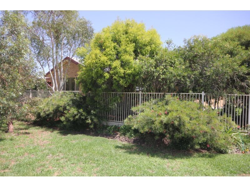 2/25 James Ryan Avenue, Goondiwindi QLD 4390