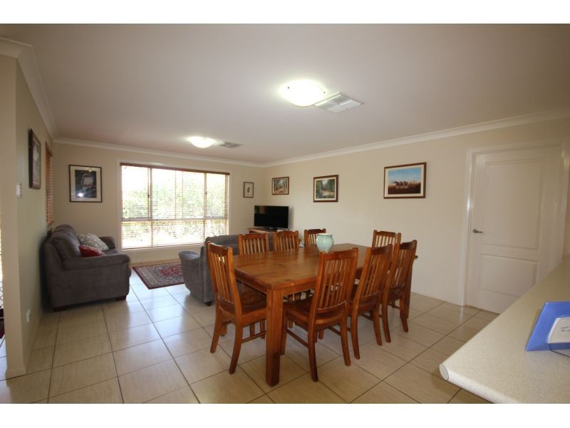 2/25 James Ryan Avenue, Goondiwindi QLD 4390