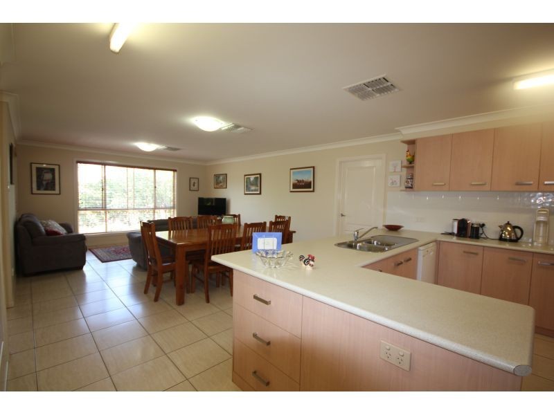 2/25 James Ryan Avenue, Goondiwindi QLD 4390