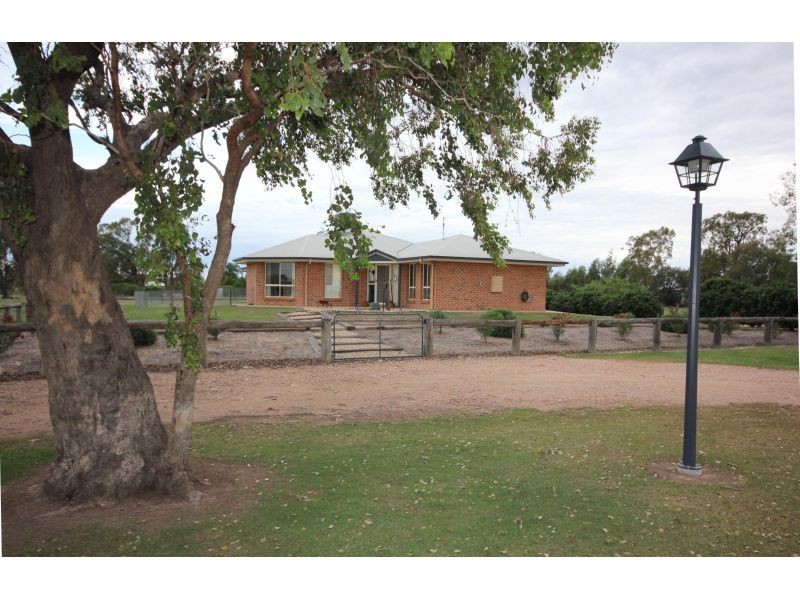 54 Ash Road, Goondiwindi QLD 4390