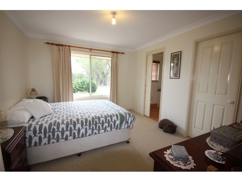 54 Ash Road, Goondiwindi QLD 4390
