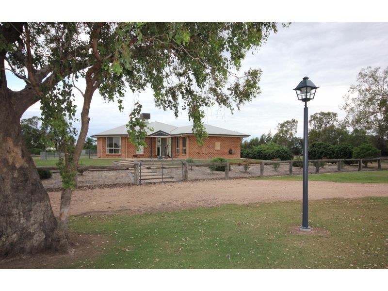 54 Ash Road, Goondiwindi QLD 4390