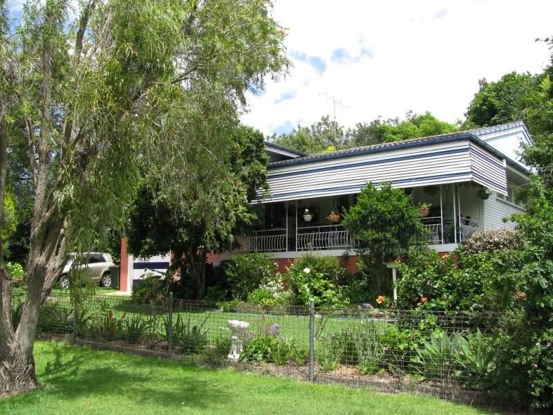 33 NUTT STREET, Murgon QLD 4605