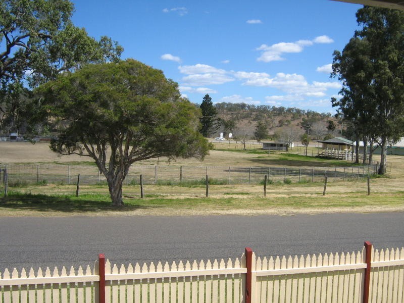 24 LAIRD STREET, Goomeri QLD 4601