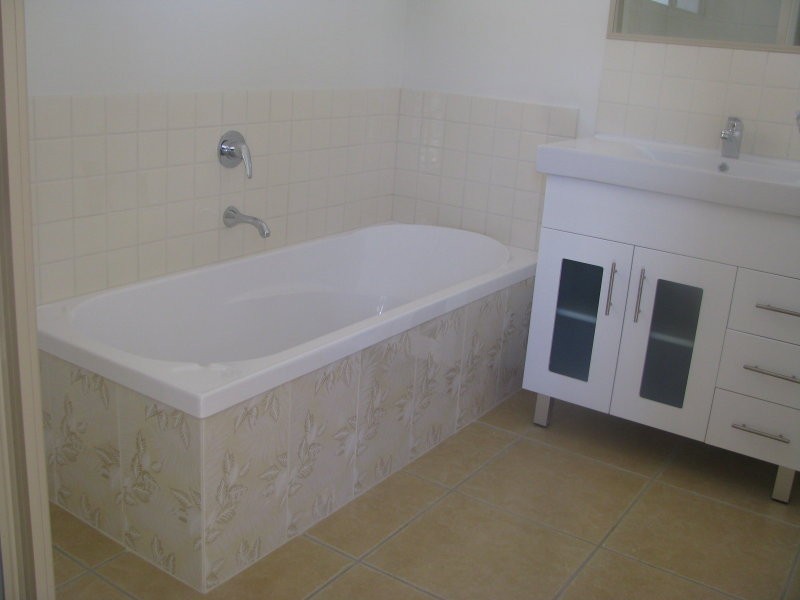 88 IVORY STREET, Wondai QLD 4606