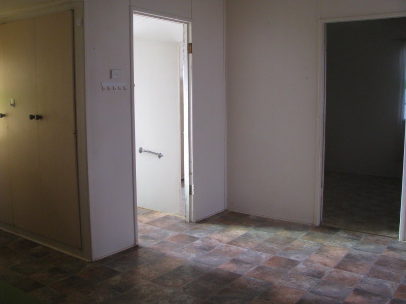 67 DOUGLAS STREET NORTH, Murgon QLD 4605