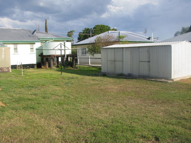 67 DOUGLAS STREET NORTH, Murgon QLD 4605