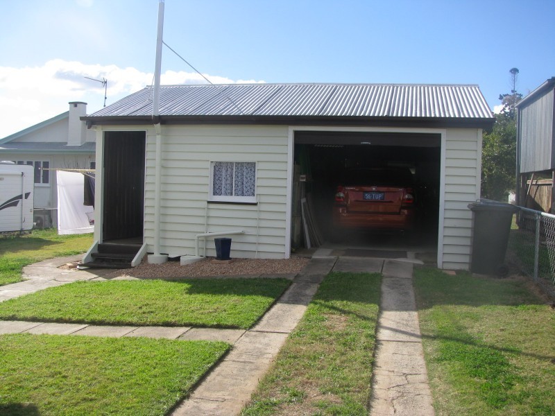 10 Angel Avenue, Murgon QLD 4605