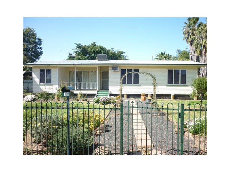 18 Victoria Street, St George QLD 4487