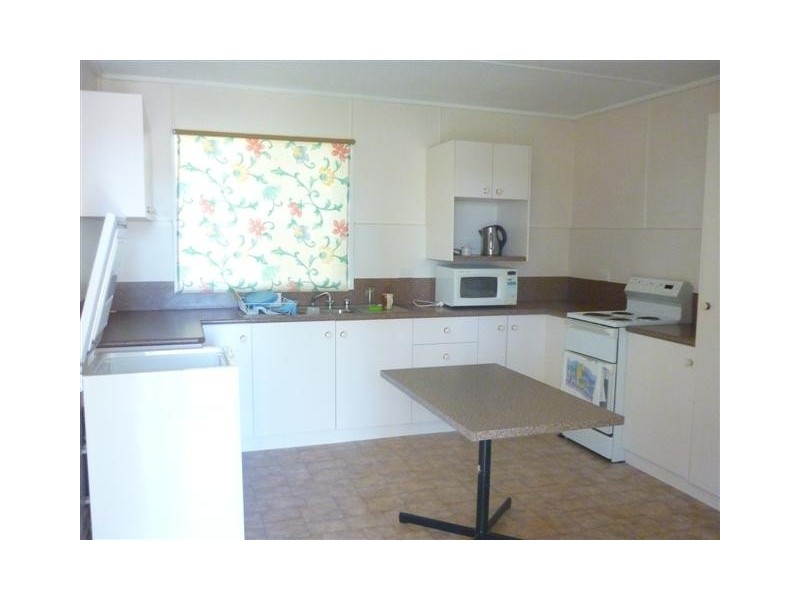 18 Victoria Street, St George QLD 4487