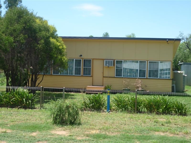 17 Kenny Lane, St George QLD 4487