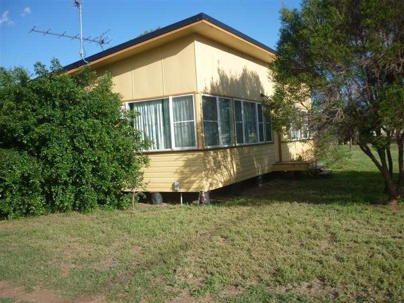 17 Kenny Lane, St George QLD 4487