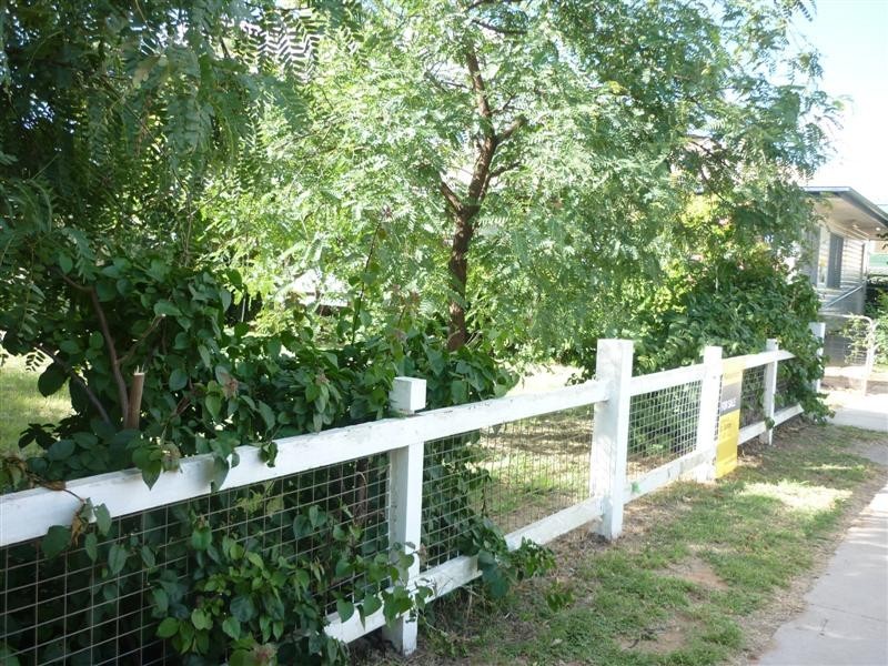 93 Victoria Street, St George QLD 4487