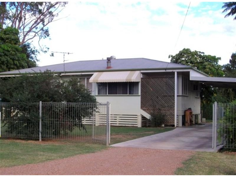 2 ANNE STREET, St George QLD 4487