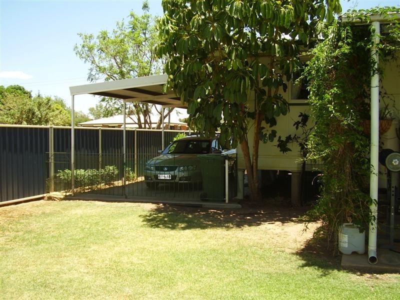 2 ANNE STREET, St George QLD 4487