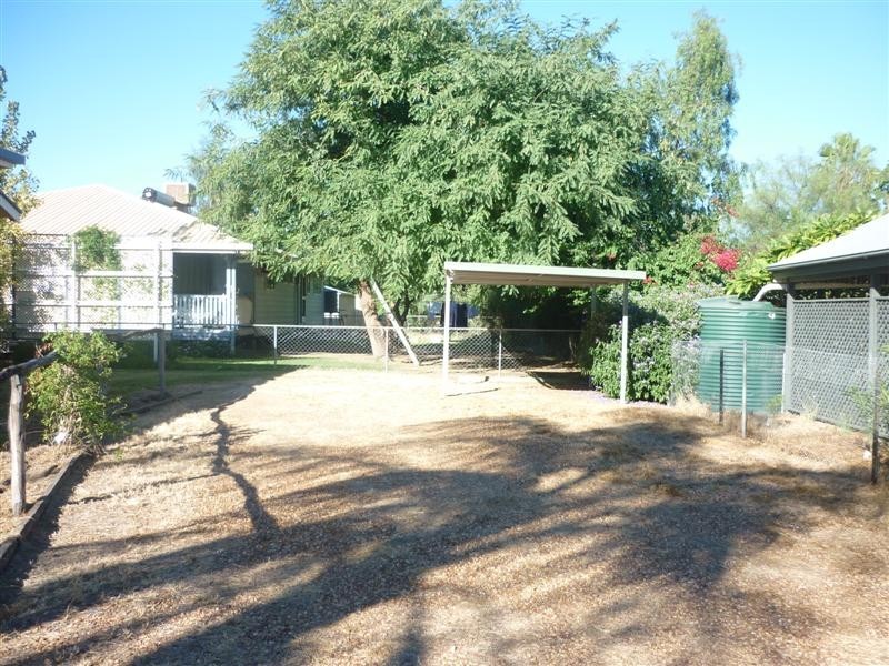 1 Horace Street, Dirranbandi QLD 4486