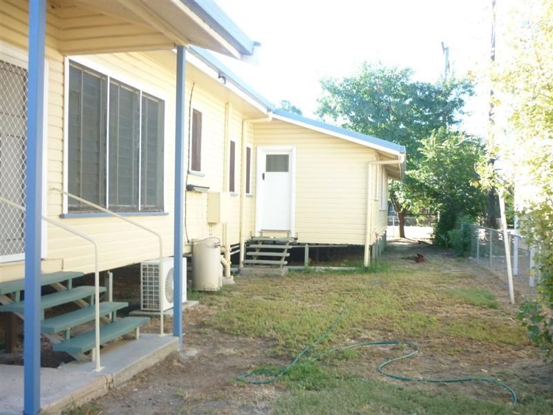 1 Horace Street, Dirranbandi QLD 4486