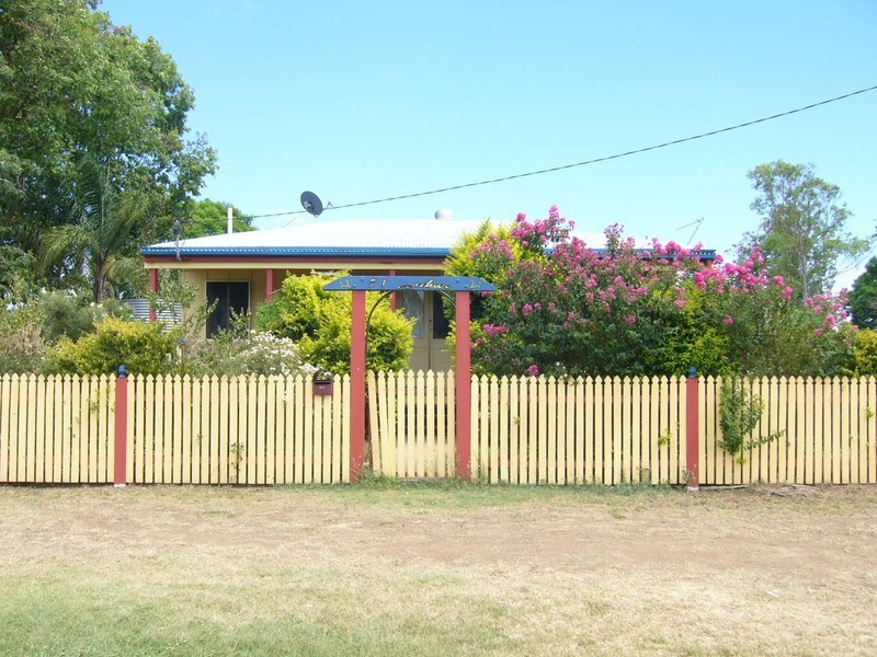 71 Arthur Street, St George QLD 4487