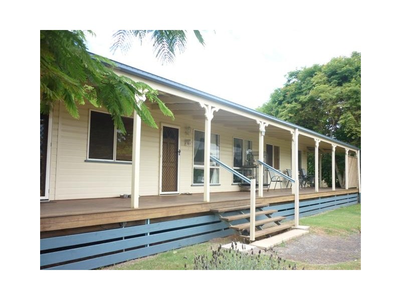 2 Cutler Court, St George QLD 4487