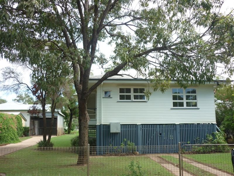 11 MacDonnell Avenue, St George QLD 4487