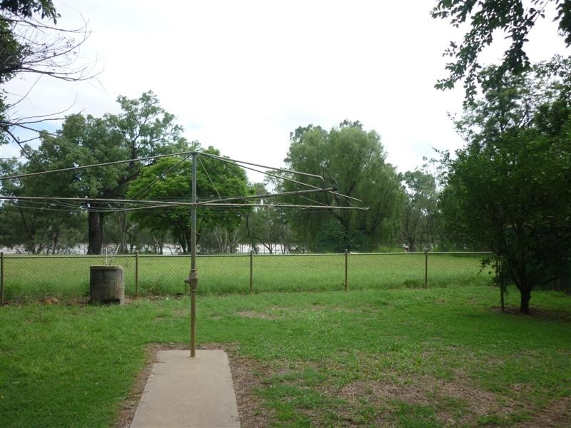 11 MacDonnell Avenue, St George QLD 4487