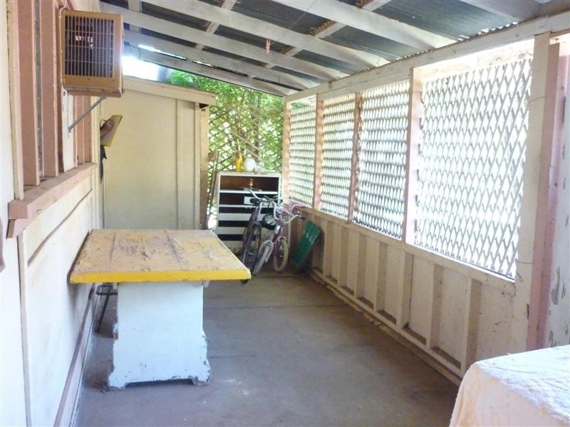 82 Grey Street, St George QLD 4487