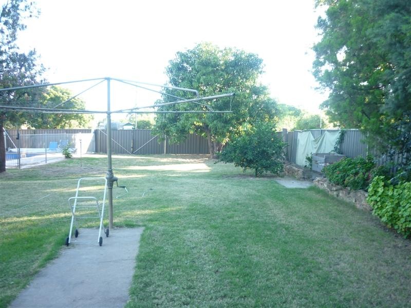 9 Phillip Street, St George QLD 4487