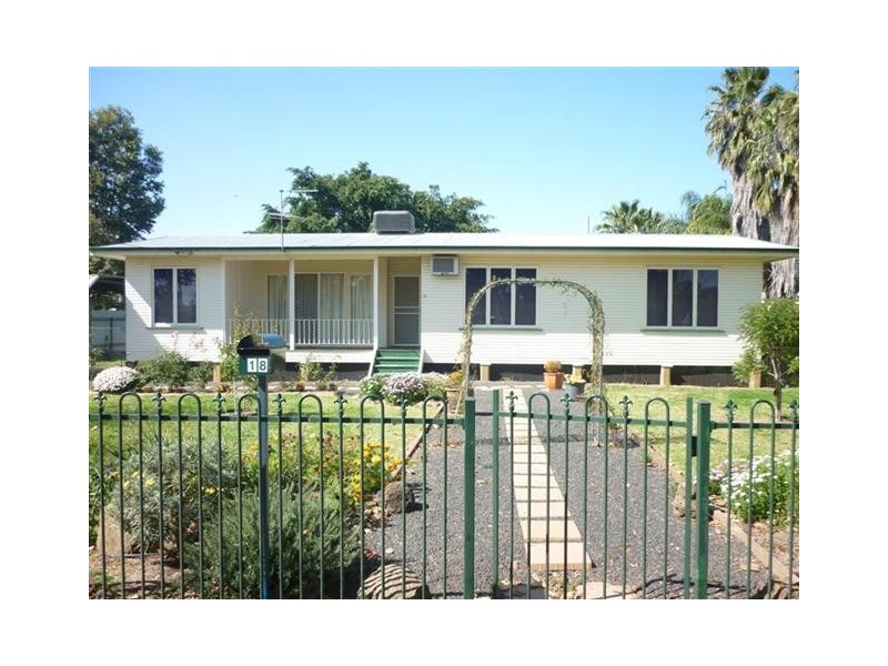 18 Victoria Street, St George QLD 4487