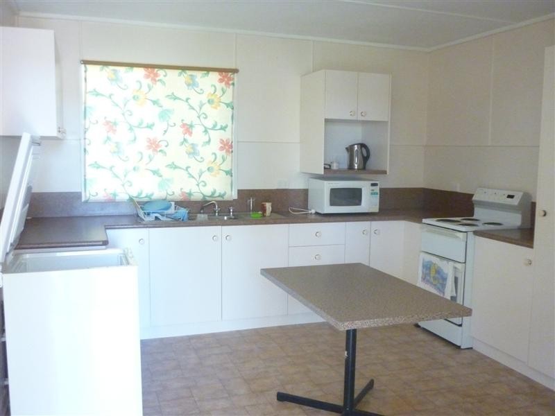 18 Victoria Street, St George QLD 4487