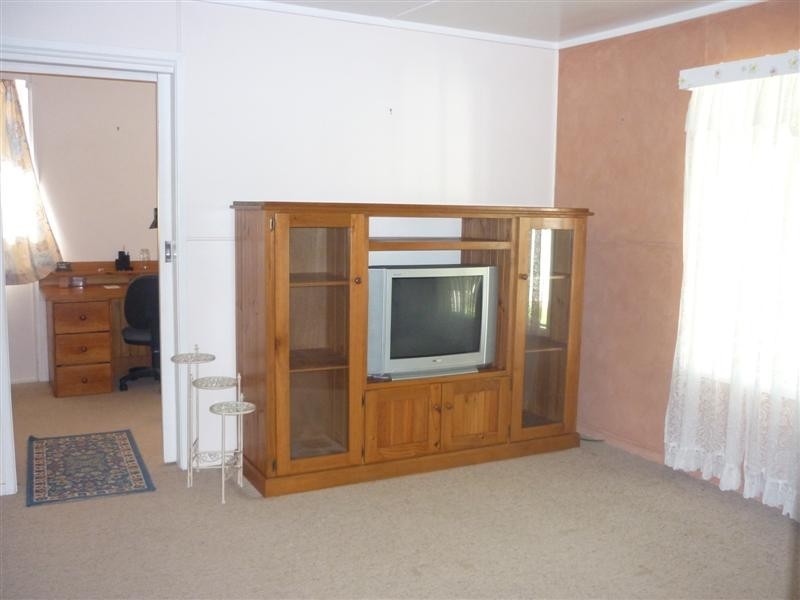 18 Victoria Street, St George QLD 4487