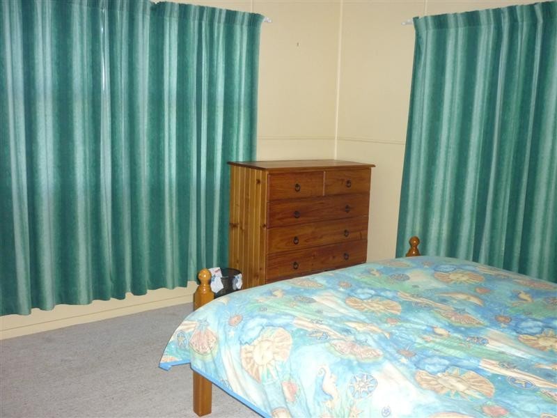 18 Victoria Street, St George QLD 4487