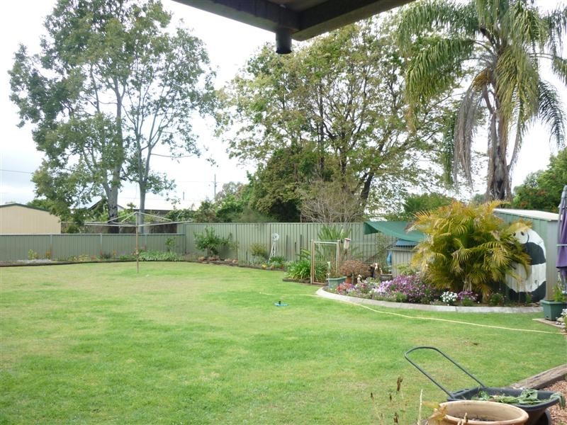 13 Andrew Street, St George QLD 4487