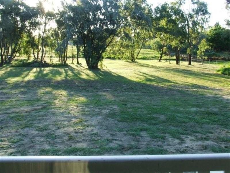 285 Alfred Street, St George QLD 4487