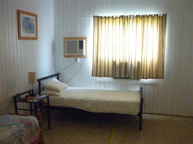 7 Kirby Street, Dirranbandi QLD 4486