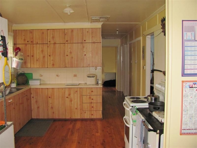 31 Cowildi Street, Dirranbandi QLD 4486
