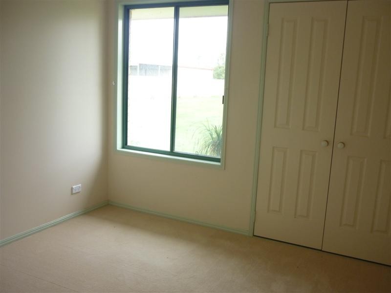 10 Taylor Street, St George QLD 4487