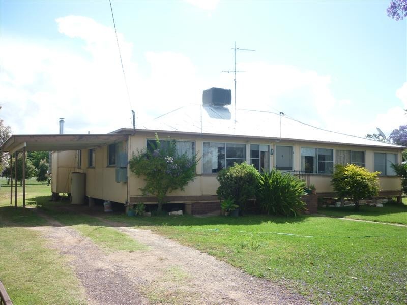 64 Scott Street, St George QLD 4487