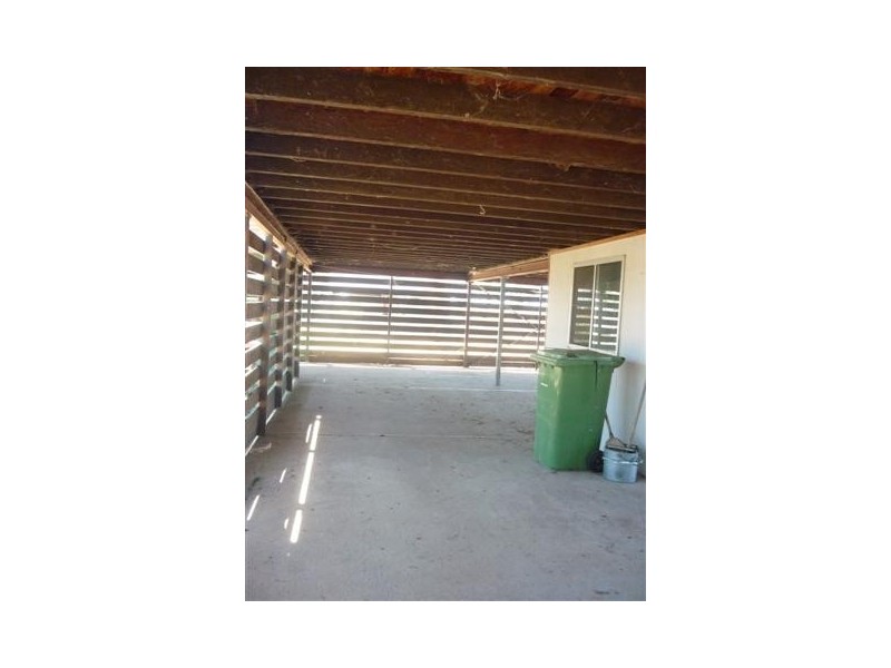 65 Railway Street, Dirranbandi QLD 4486