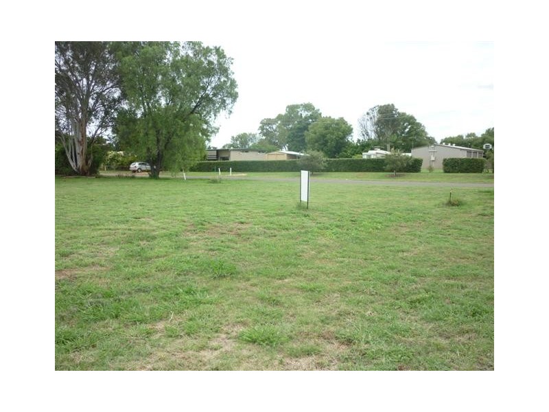 19 Charles Street, St George QLD 4487