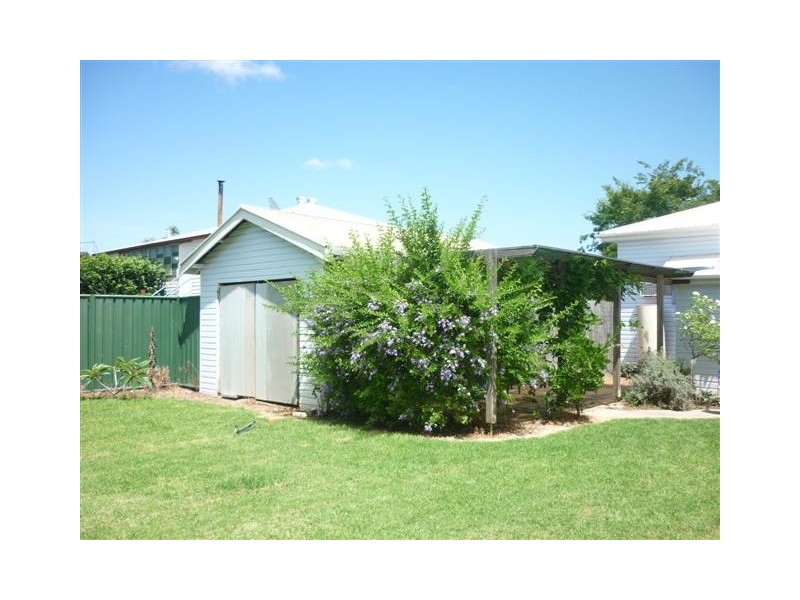 128 Alfred Street, St George QLD 4487