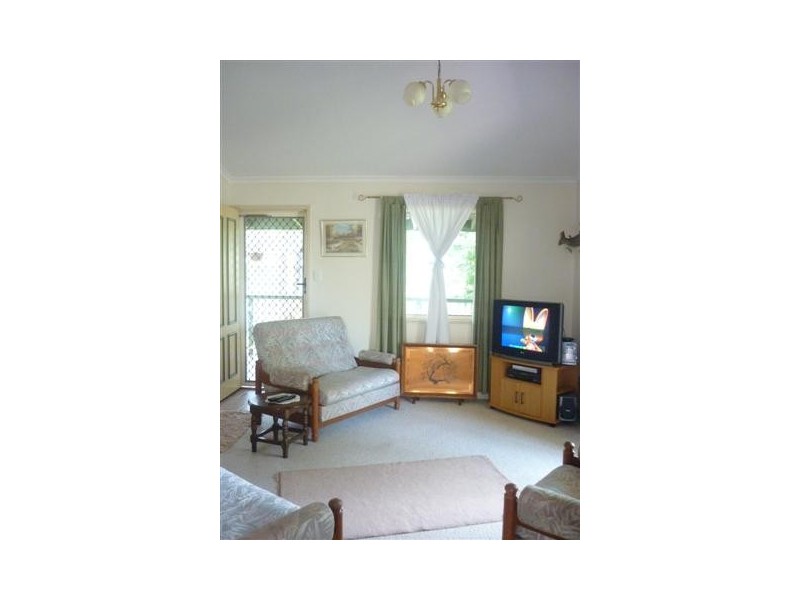 11 Weatherall Street, St George QLD 4487