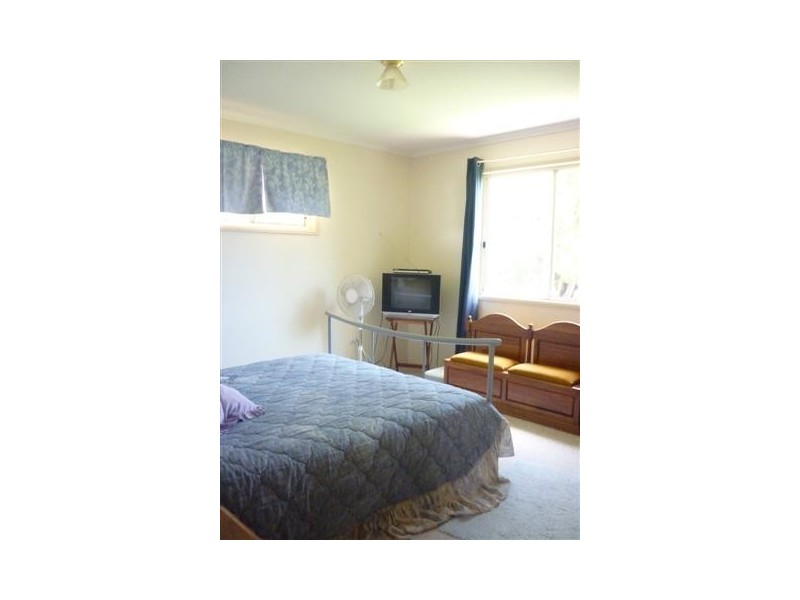 11 Weatherall Street, St George QLD 4487