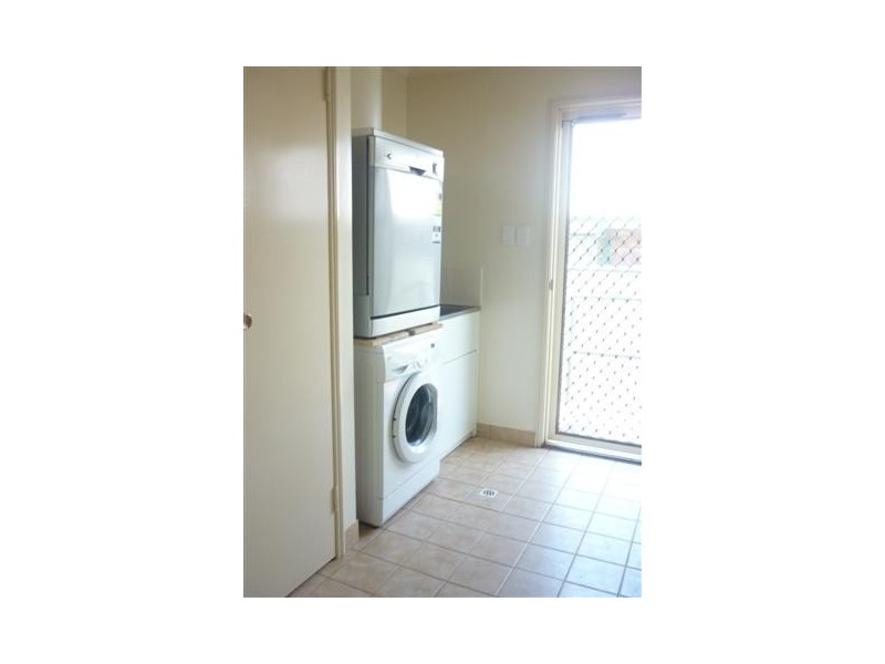 11 Weatherall Street, St George QLD 4487