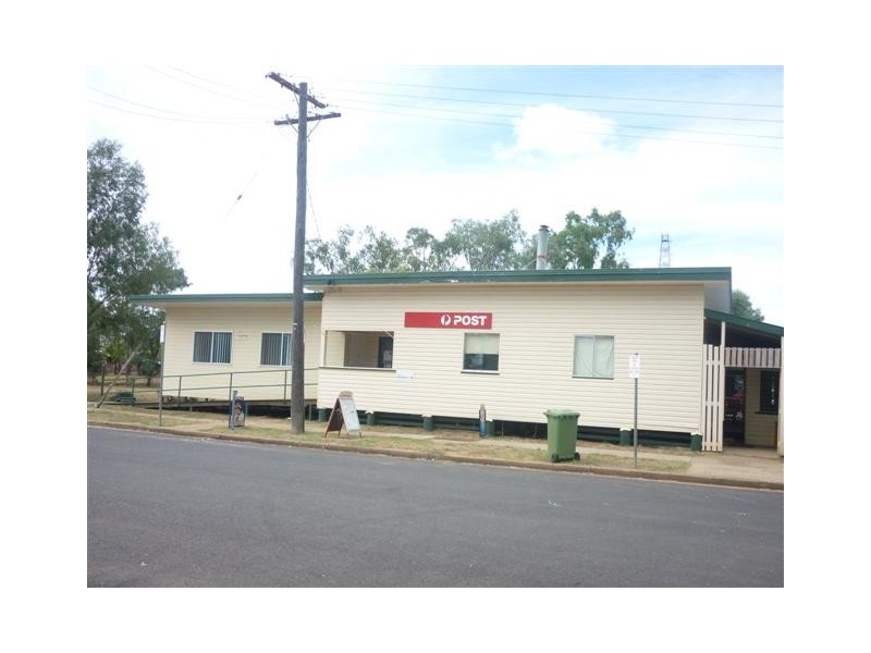 30 Hill Street, Thallon QLD 4497