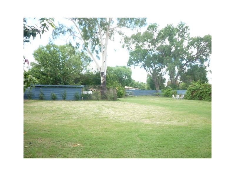 11 Charles Street, St George QLD 4487