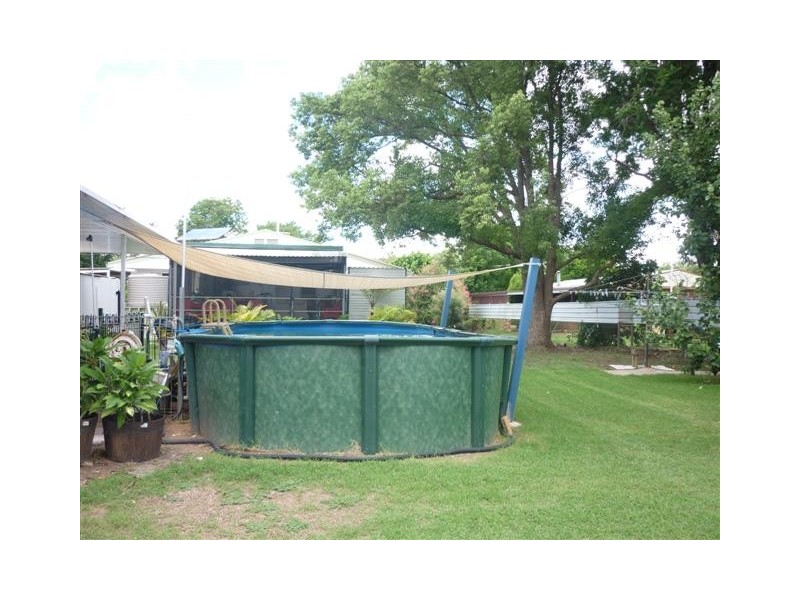 11 Charles Street, St George QLD 4487