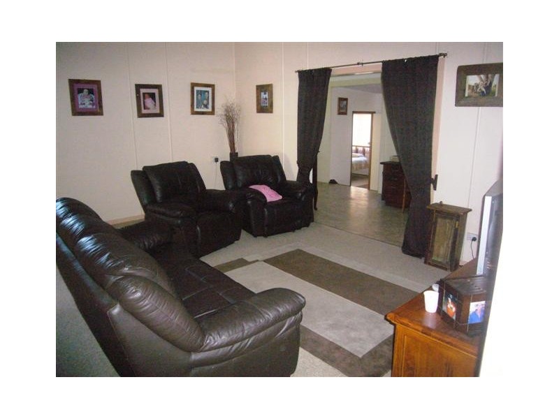 26 Church Street, St George QLD 4487