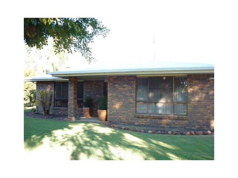 12 Alfred Street, St George QLD 4487